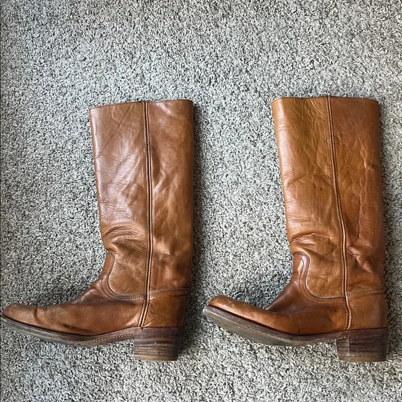 Frye Women's Campus Boots - Picture 6 of 9